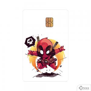 Skin Card Deadpool Chibi Atrapalhado Adesivo Vinílico 0,10 8,5x5,4cm 4x0 / Impressão Digital  Corte Contorno 